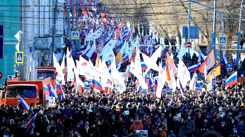 Zeci de mii de oameni, în stradă la Moscova pentru a marca un an de la moartea lui Nemțov