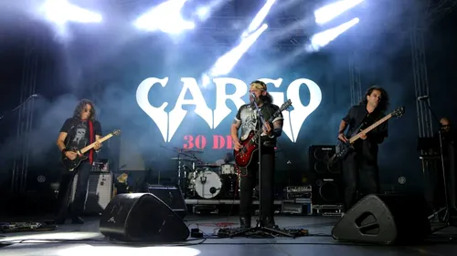Klaus Iohannis a decorat trupa Cargo cu Meritul Cultural, la 30 de ani de la înființare
