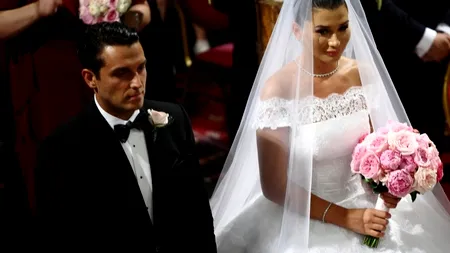 NUNTĂ ELENA BĂSESCU. Imagini în premieră de la nunta fiicei lui Traian Băsescu. GALERIE FOTO