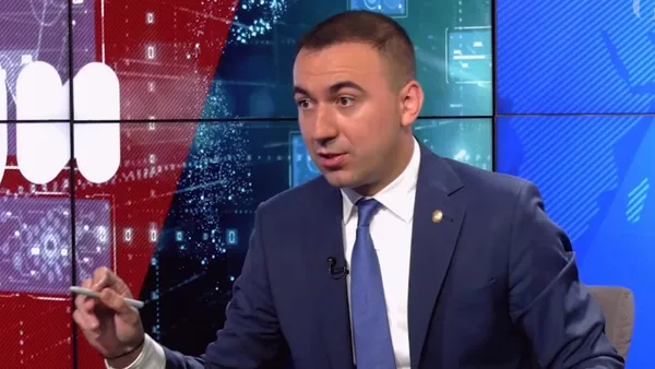 Bogdan Ivan denunță un fals. „Nu am abordat niciun oficial al poliției de frontieră ca să cer un tratament diferit”. Reacția lui Radu Oprea