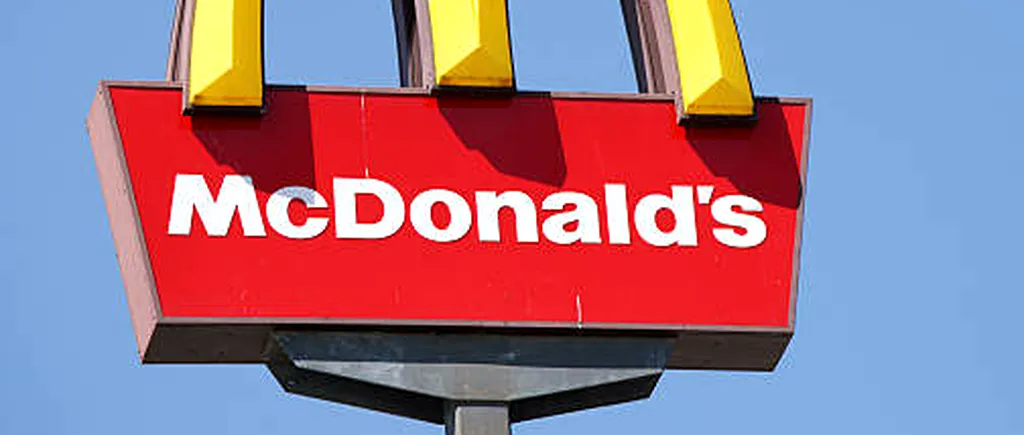 Un restaurant McDonald’s interzice accesul minorilor după ora 17.00. Motivul acestei decizii