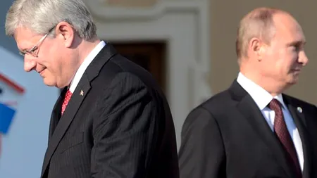 Rusia a expulzat un diplomat canadian