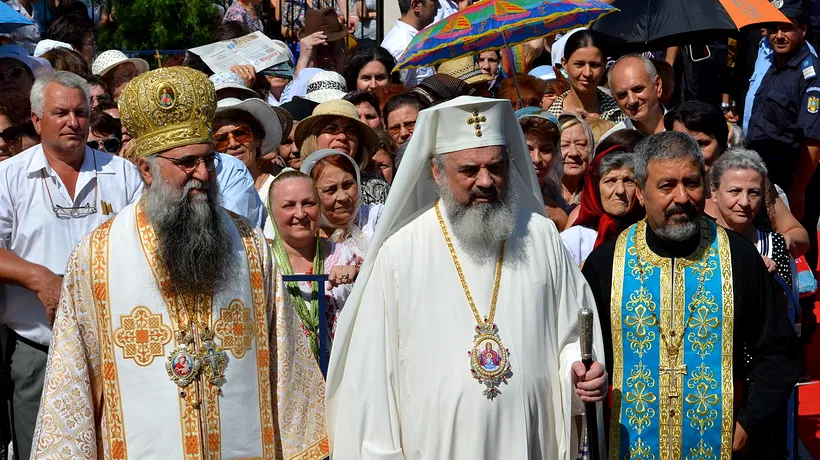 Unde a mers Patriarhul Daniel după ce premierul i-a cerut să se implice în campania de vaccinare. Liderul BOR nu a comentat declarațiile lui Cîțu