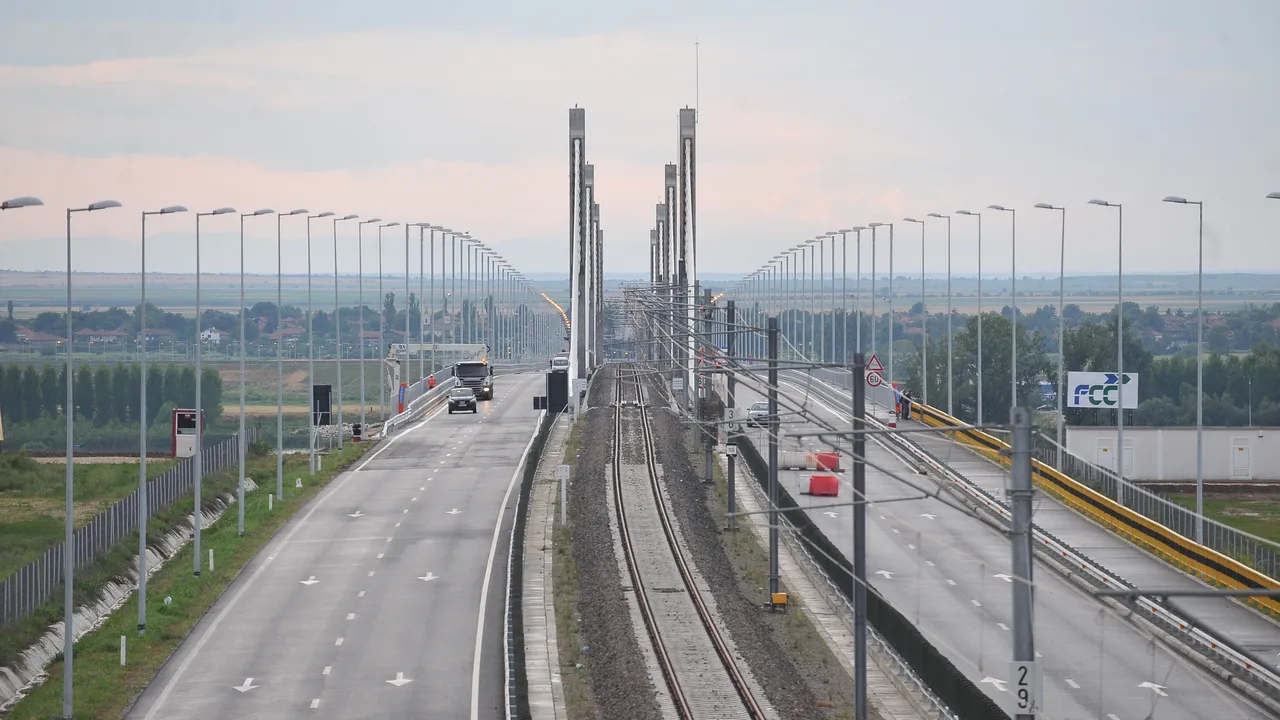 Noul pod peste Dunăre dintre România și Bulgaria va fi denumit 