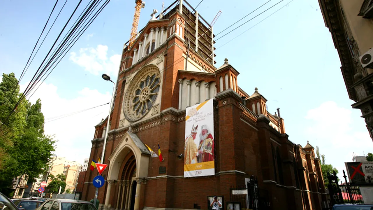 Biserica Catolică din România: Compasiune față de cetățenii homosexuali; nu legalizării parteneriatului civil