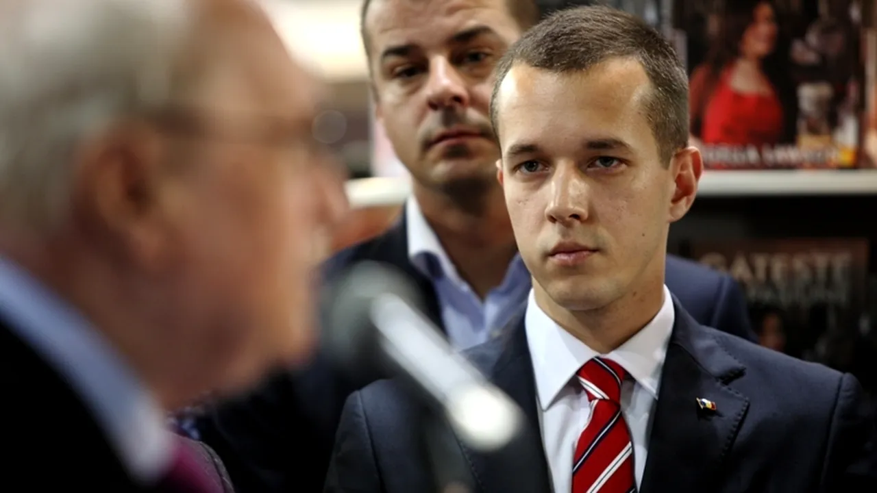 Andrei Năstase, la clinică: Tata este bine, așteptăm să vedem dacă va rămâne peste noapte