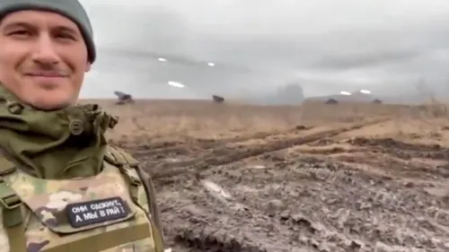 VIDEO| „Putin este un ticălos”. Ce s-a întâmplat cu soldatul rus care s-a filmat zâmbind, în timp ce bombarda Ucraina