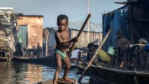 MEDIAFAX ZOOM: Makoko, coșmarul plutitor