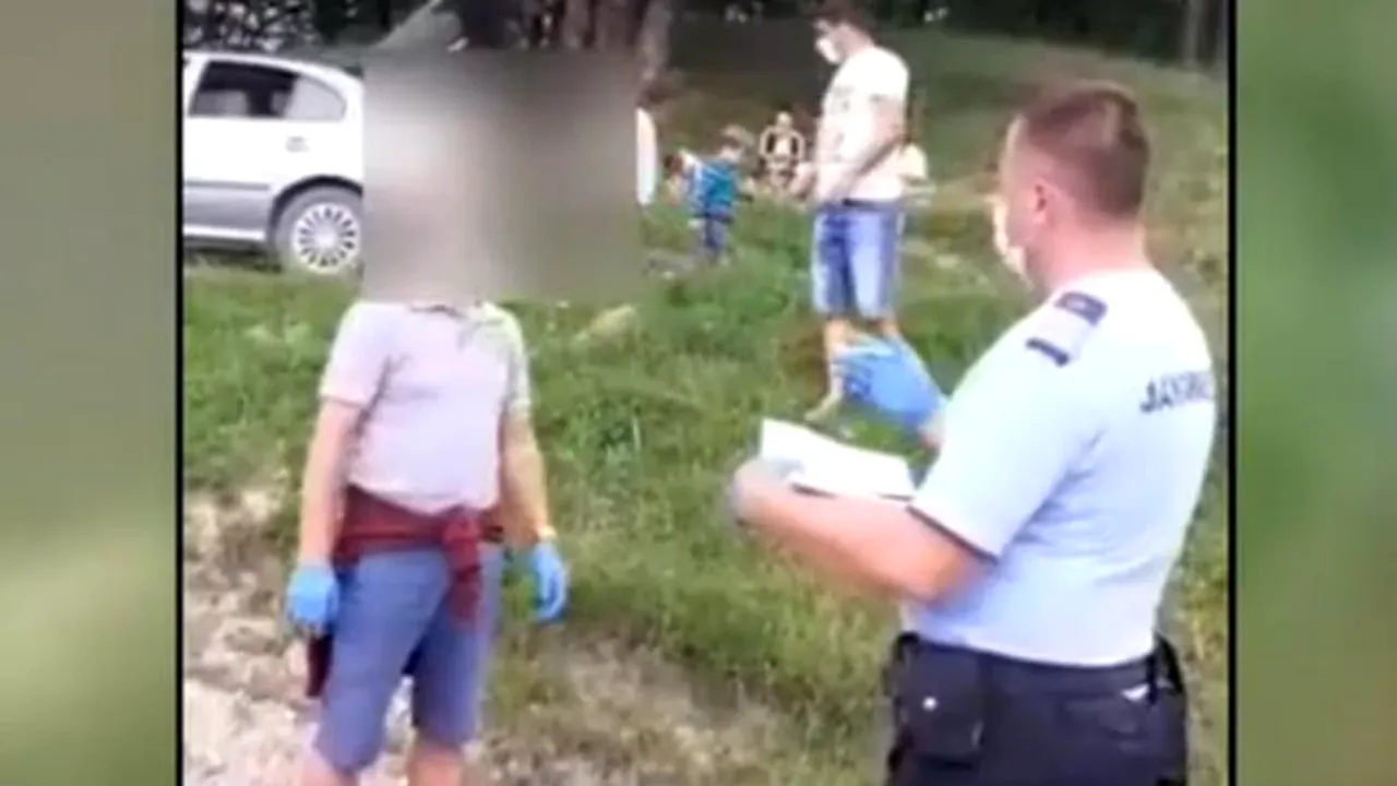 Ce a pățit bărbatul din Giurgiu, infectat cu Covid-19, prins de jandarmi la grătar în Sinaia