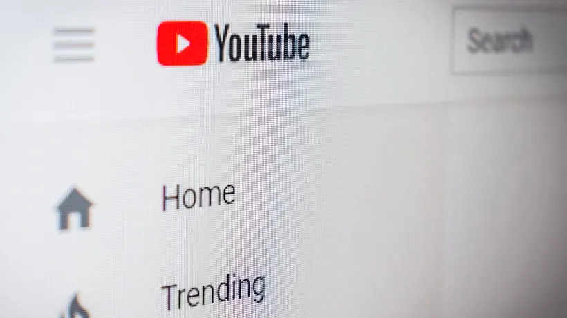 DEZINFORMARE INTERZISĂ. YouTube a interzis orice conținut „nefondat” din punct de vedere medical
