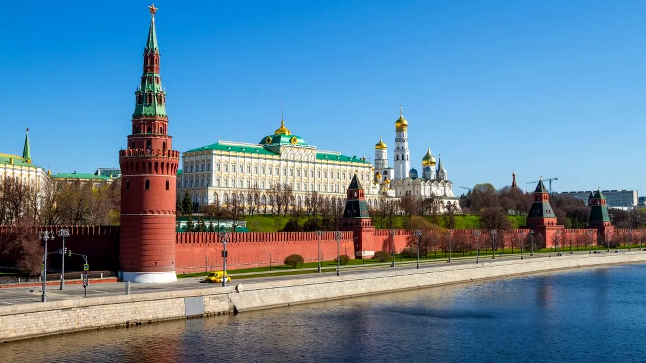 TENSIUNI. Rusia l-a convocat pe ambasadorul Cehiei la Moscova și anunță că va expulza doi diplomați cehi