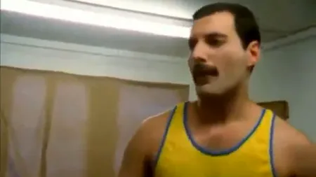 Un Rolls-Royce care a aparținut cântărețului Freddie Mercury va fi scos la licitație