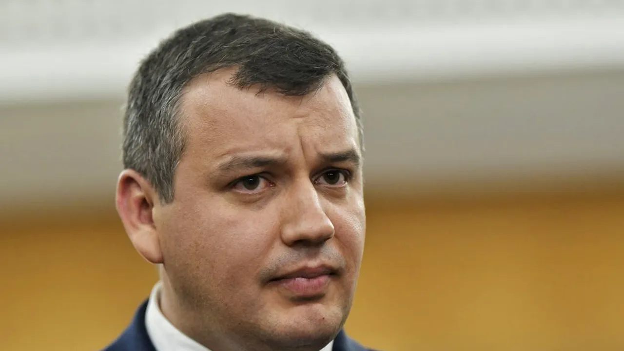 CRITICĂ. Eugen Tomac, liderul PMP, după mitingul din Piaţa Victoriei: În aceste zile trebuie să fim responsabili şi să ne protejăm pe noi şi pe cei din jur