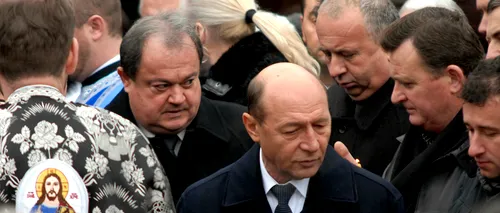 Traian Băsescu, Vasile Blaga și Elena Udrea, la funeraliile soției lui Gheorghe Flutur