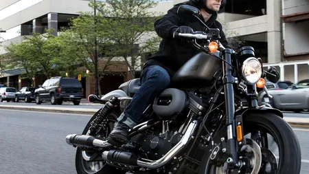 UE amenință să interzică motocicletele Harley-Davidson și whisky-ul american dacă Administrația Trump impune măsuri protecționiste