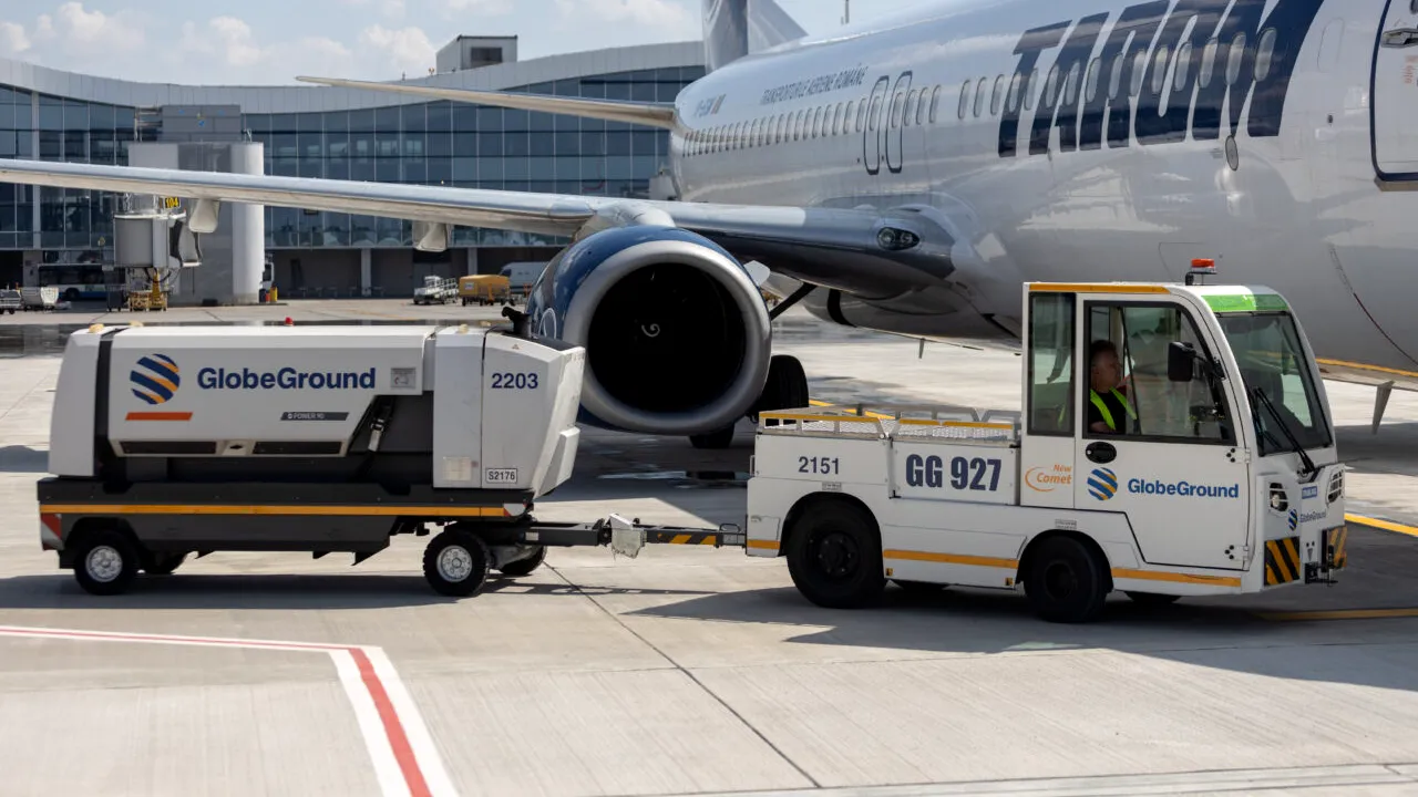 Sorin Grindeanu cere „reorganizare economică” la TAROM/Ministrul Transporturilor critică numărul mare de angajați din companie