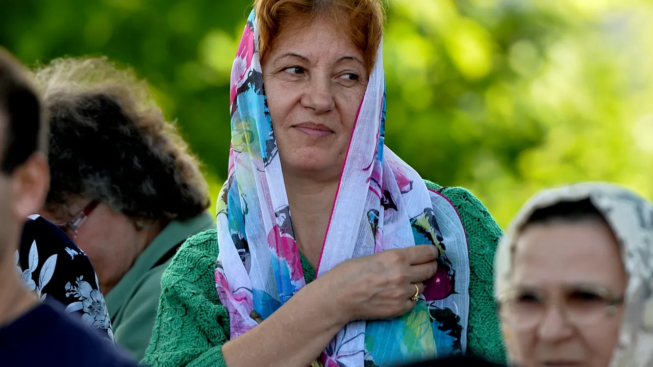 De ce se închină credincioșii atunci când trec pe lângă o biserică