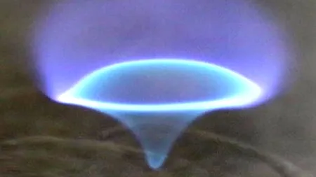 Oamenii de știință au descoperit un nou tip de foc: „Este o descoperire fascinantă, care oferă numeroase posibilități