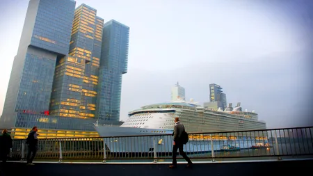 Vacanță de COȘMAR la bordul uneia dintre cele mai cunoscute NAVE DE CROAZIERĂ din lume. Aproape 500 de persoane S-AU ÎMBOLNĂVIT