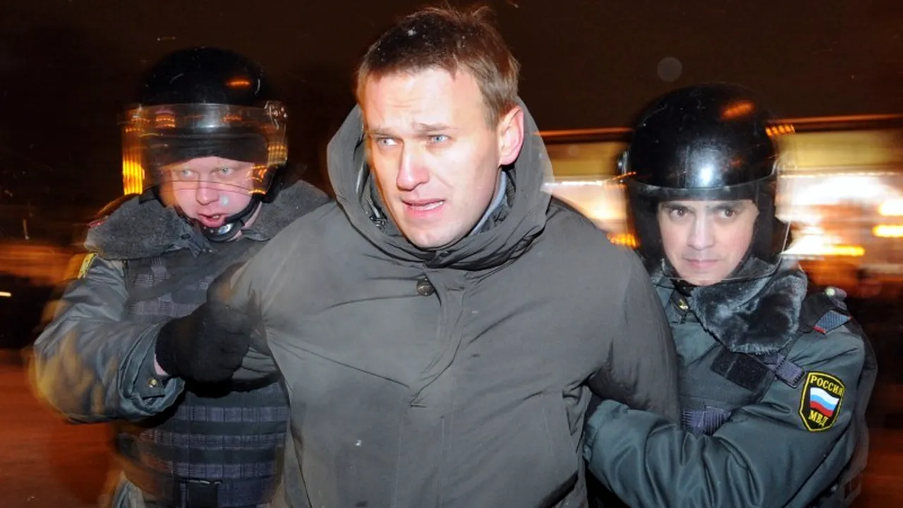 Parchetul rus cere zece ani de închisoare pentru opozantul Aleksei Navalnîi