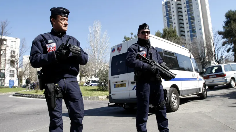 Persoane suspectate că plănuiau atacuri înaintea scrutinului prezidențial, arestate în Franța