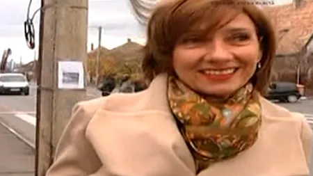 Primul interviu cu viitoarea primă doamnă Carmen Iohannis:  „Acum merg spre școală, am ore