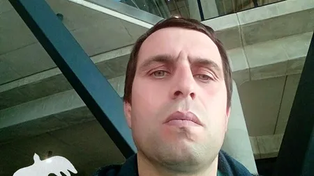 Un argeșean i-a tăiat gâtul soției, i-a dat foc și apoi a fugit cu copilul lor în vârstă de 3 ani. Anunțul poliției după ce femeia a murit în chinuri la spital