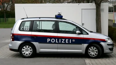 Cinci cerșetori români au fost arestați în Austria după ce au spart 80 de locuințe