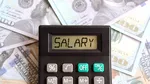 Cum se schimbă modul în care se va CALCULA salariul minim în România. Este un mecanism de calcul european asumat prin PNRR