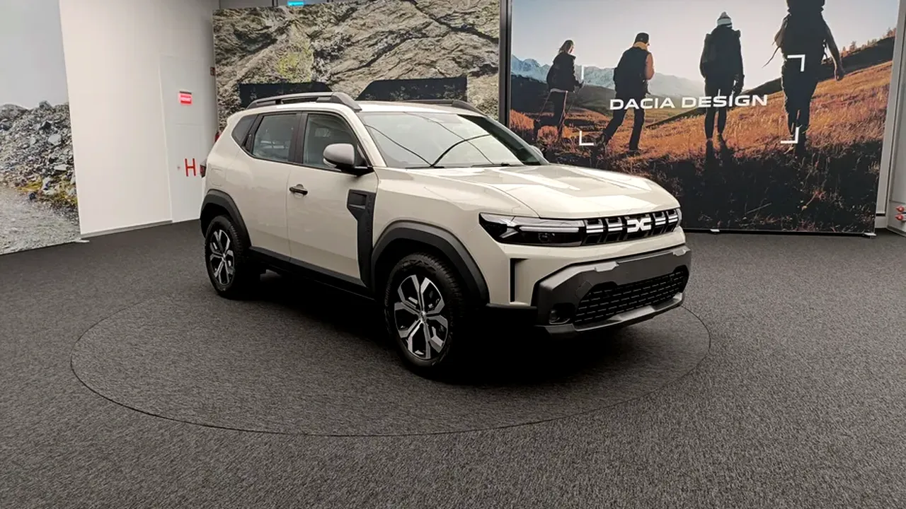 PREȚUL de pornire pentru noua Dacia Duster. Va putea fi comandată începând din martie