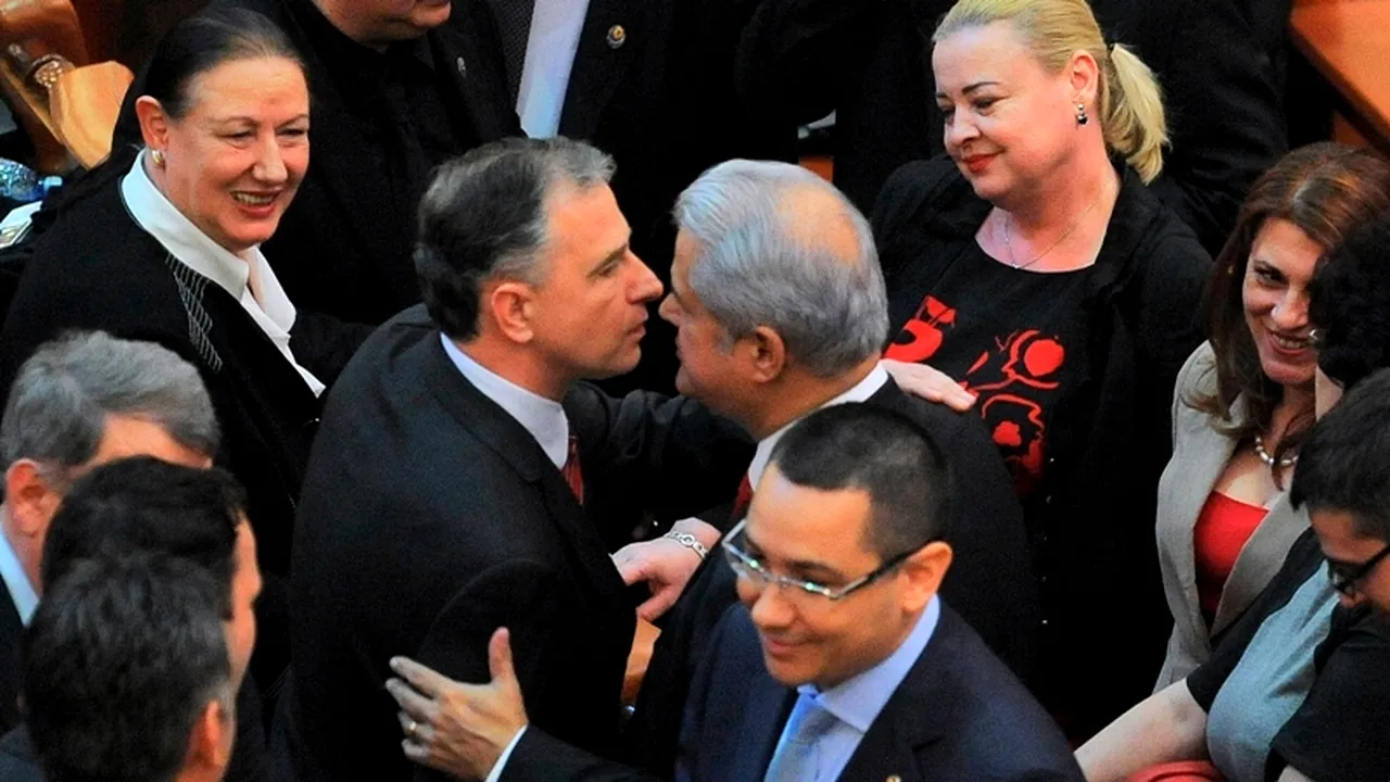 ADRIAN NĂSTASE ELIBERAT. Geoană: 