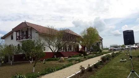 Măicuțele de la Mănăstirea Colilia din județul Constanța, ctitorită de Gigi Becali, regretă că au adus curentul electric în lăcașul de cult: „A sosit factura și nu e deloc una mică”