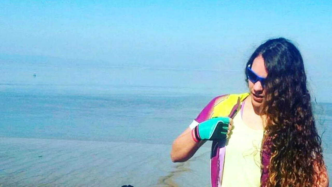 I-a fost furată bicicleta, iar polițiștii nu au vrut să o ajute. Ce a făcut tânăra din imagine este incredibil