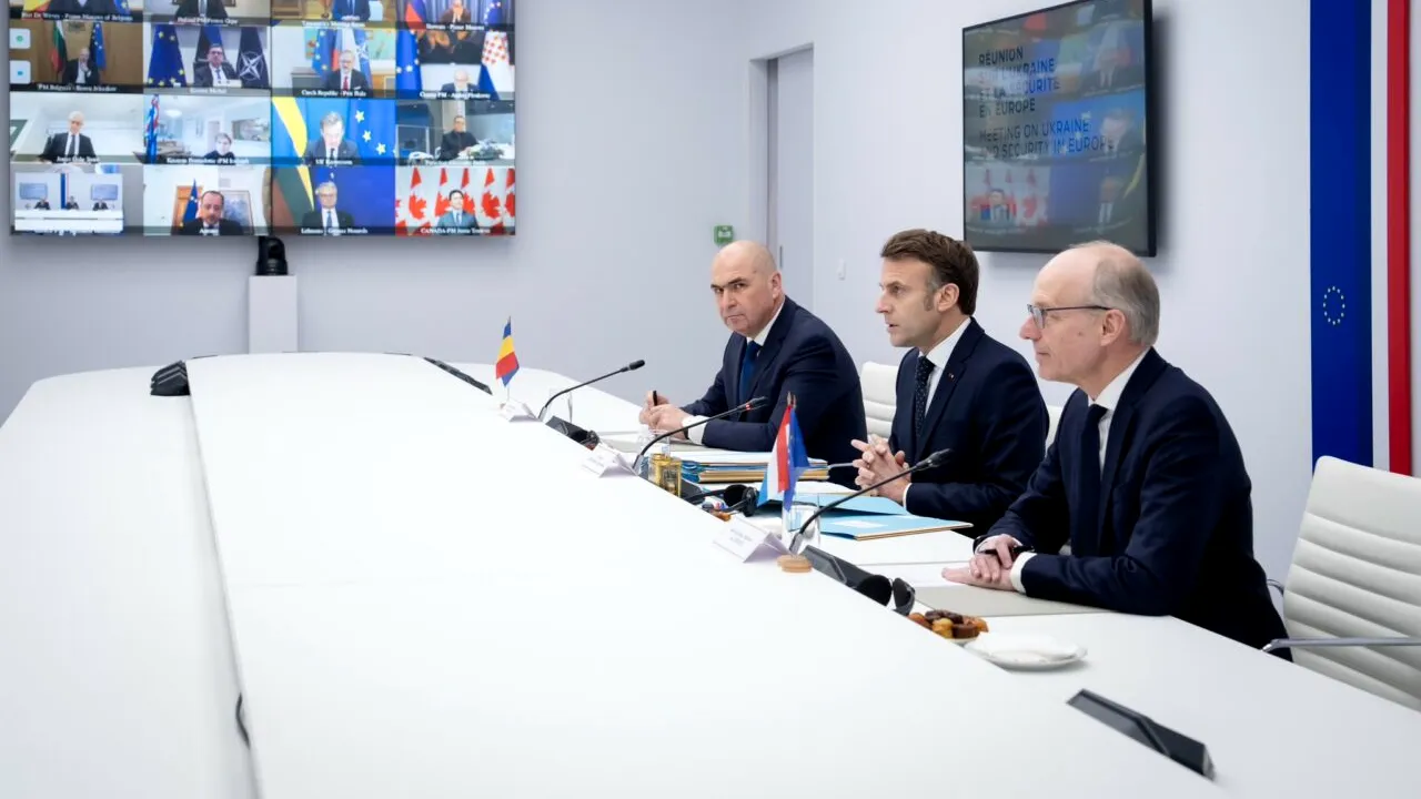 Emmanuel Macron, după reuniunea la care a participat și Ilie Bolojan: „Ne dorim o pace durabilă în Ucraina” / „Împărtășim obiectivul lui Donald Trump”