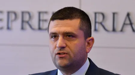 Miruță se folosește de războiul din Ucraina pentru a-și ataca adversarii. Îi acuză de 