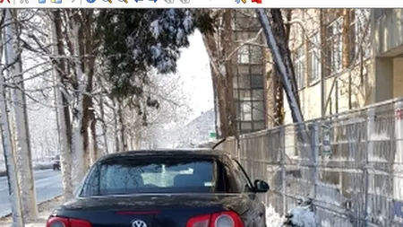 Cum a parcat un șofer pe un trotuar din cartierul Militari. „Nu a ținut cont de nimic