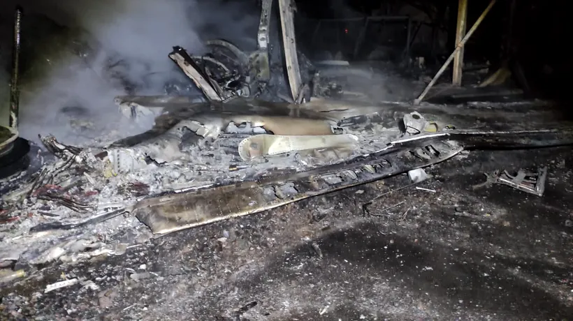 Un avion de vânătoare s-a prăbușit pe o casă din Siberia. Doi piloți au murit