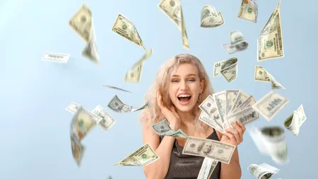 Zodiile care ar putea atrage BANII în viața lor în 2025: Nativii norocoși pe plan financiar