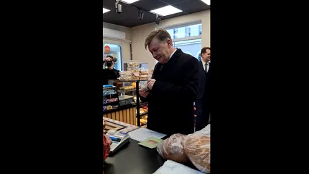 Crin Antonescu și-a cumpărat pâine cu cartofi din Sfântu Gheorghe, în limba română, și-a 