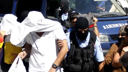 DIICOT: 65 de persoane cercetate pentru fraude bancare în județul Brașov