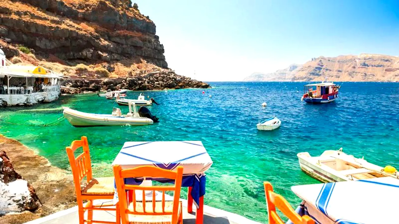 DECIZIE. Grecia închide granițele pentru sârbi din cauză că în țara vecină cu România au crescut cazurile de coronavirus