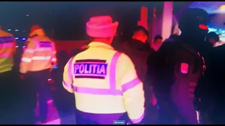 Intervenție a forțelor speciale la o petrecere cu peste 100 de persoane în Vâlcea. Unii dintre participanți ar fi trebuit să fie în carantină | VIDEO