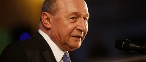 Pronosticul lui Băsescu: Nu va trece moțiunea de cenzură. PNL era penibil dacă nu o depunea / Despre Dăncilă: Va fi președinta PSD, mai cu un CEx, mai cu un sex