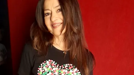 Oana Sîrbu a păstrat mai multe obiecte din perioada în care a jucat în „Liceenii”. „Era nebunie”