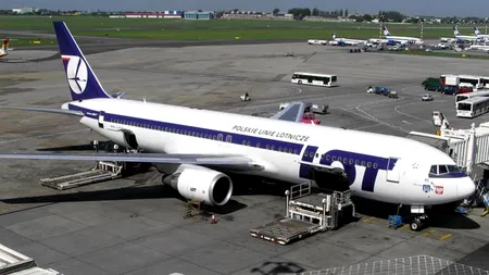 Peste 1.400 de pasageri au rămas la sol în urma unui atac informatic asupra companiei aeriene poloneze LOT