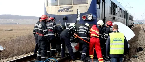 Un bărbat din Timișoara a murit după ce mașina pe care o conducea a fost lovită de un tren