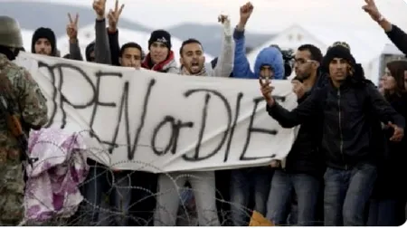 Momente de violență la granița Greciei cu Turcia. Poliţia greacă a folosit sâmbătă gaze lacrimogene împotriva migranţilor