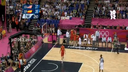 Premierul Victor Ponta la finala olimpică de baschet: 