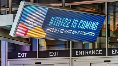 Festivalul de la Toronto debutează joi, cu autobiografia lui Spielberg și staruri pe covorul roșu. Cristian Mungiu, în selecție