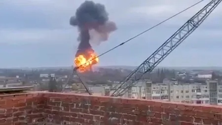 Mai multe clădiri rezidențiale din Kiev, lovite de rachete rusești. Forțele ruse au lansat atacuri în mai multe regiuni ale țării | VIDEO